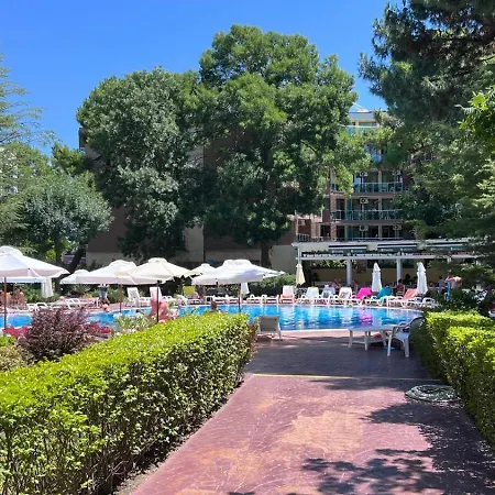 Excelsior Romantic 50m To The דירה